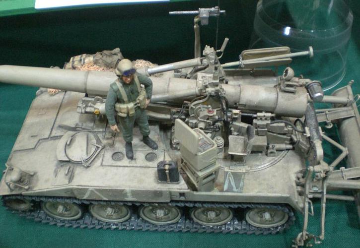 Mil-Fahrzeug-Panzer_399_w.JPG