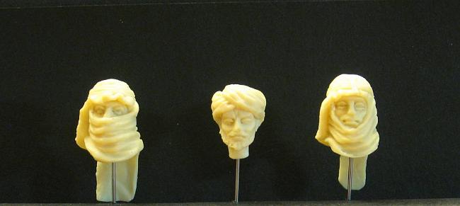 1ara004_Beduinenkoepfe.jpg