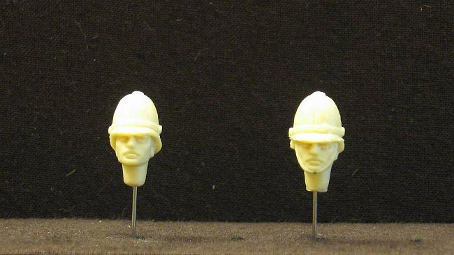 kop003_Englaender_mit_Tropenhelm.jpg